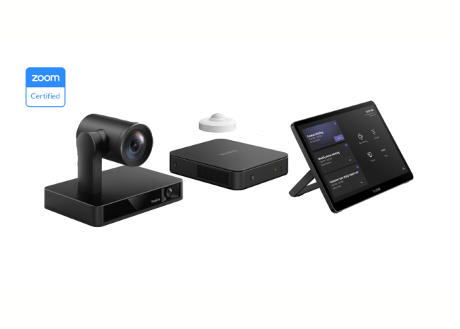 ZVC860-C5-000 composé de  : 1xMcoreKit-C5 (avec MCore Pro , MTouch Plus and RoomSensor) - 1xUVC86 